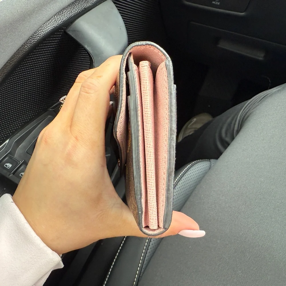 Louis Vuitton Brown Monogram Clutch - Picture 4 of 14